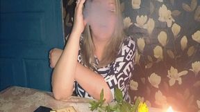 Smoking instead of a date WMV