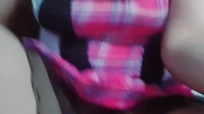 lesbiana tomada y se graba y envia video a su novia pero se confunde y se lo envia al tio, real casero amateur