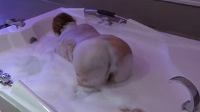I&#039;m Driven Crazy with Passion by My Stepbrother&#039;s Big Cock, I Enjoy It in the Motel Jacuzzi