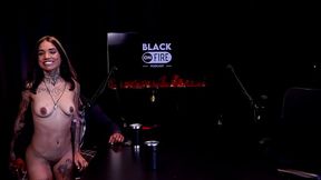 Safada com os peitos e a buceta nua dan&ccedil_a no colo do neg&atilde_o - Nick Niquita (WATCH ON: SHEER/RED)