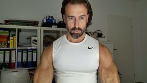Robert Biceps Flex with Tight Shirt on