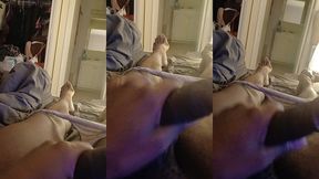 goonette playing in bed.