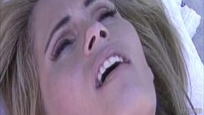 Foxy Di's Russian teen allure captivates in sultry ecstasy