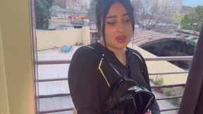 Niquuioks eats cock and shows big boobs