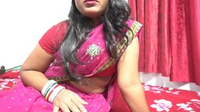 An Indian Bhabhi Made Herself Squirt