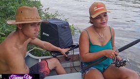 tigresa vip sai pra pescar com miia thalia com dois guia de pesca mais no final elas queria mesmo sexo (parte1)