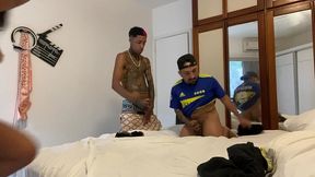 amanda souza falou que queria dar para o anao pistolinha e o brinquedo junto e ela deu ate o cuzinho para os dois olha esse video amadorzao