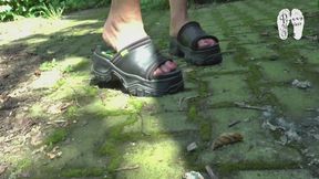 Under her Buffalo Mules