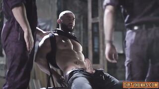 Muscular dude takes a rough anal pounding & messy facial cumshot