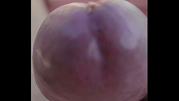 Mon gland en tr&egrave_s gros plan, si tu veux le voir plus pr&egrave_s il risque de rentrer dans ta bouche