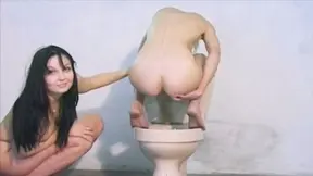 Amazing German ladies pissing compilation