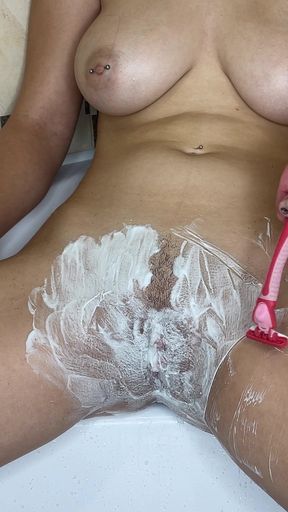 Shaving Runway! Intimate Pussy Trimming! Model with Big Natural Tits!