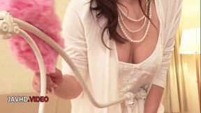 Asian MILF Ayumi Shinoda gives a deepthroat blowjob before taking a hardcore pounding