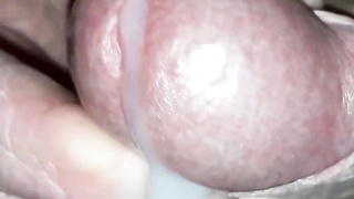 CUMSHOT VERY CLOSELY 5