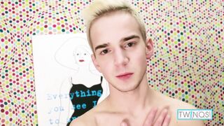 Adorable Blond Jerk Z Taunts And Humungous Six pack Jizz Shooting!