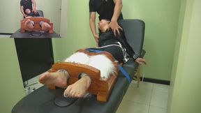 Ticklish Kassandra's full session (multicamera Body-Feet)