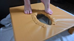Venus smothers my face in a smother box (1080)