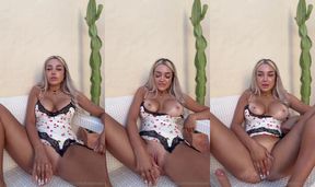 Busty Blonde Alaskaclarke Playing With Her Shaved Pussy