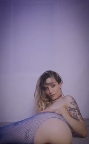 Hot Skinny Girl