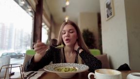 Makes Me Cum in Restaurant - Risky Sex