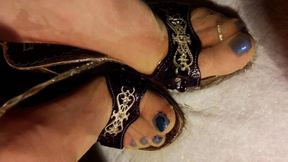 Pissing on Feet in Nylons and Heels