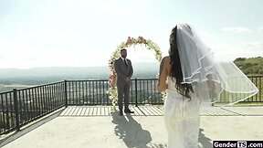 Transvestite bride eva maxim booty facesits guy