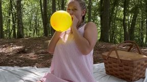 Smiley Face Balloon Popping