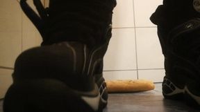 Buffalo vs Baguette crush
