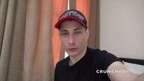 mon pte me filme en train de me baiser la chatte