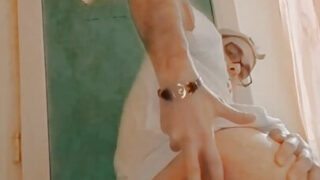 Clip POV solo d'un homme européen blanc mature se masturbant