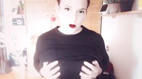 sexy farts in black yoga pants