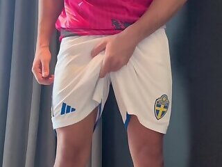 Hot Footballer Gets Horny & Jerks Off His Huge Cock After Training – Sexy Body, Uniform, Big