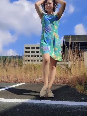 Outdoor-exposure and Peeing