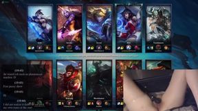 Gamer Girl NerdyLuna98 Gets Playful While Streaming League of Legends!