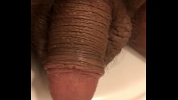 . My soft cock masturba-te bathroom Banheirao