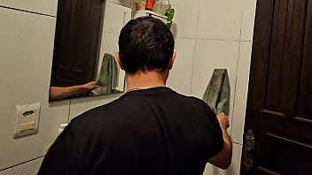 Estava paciente para a vizinha vim me da a buceta GG greluda