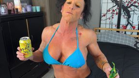 Kandy's Cuck Vitamins Eating Gummy Losers