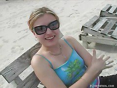 Canadian Tourist Katrina Gives Great Blowjob