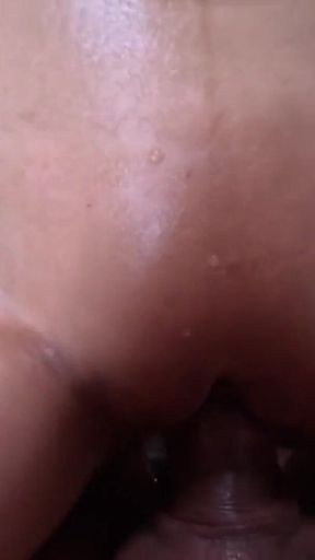 Elegant and Beautiful with a Captivating Vibe She Walked Into the Shop Devoted Single Mother Doing Her Best Every Day - 2