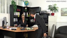 sex am arbeitsplatz und erwischt werden!! wie geht die personalchefin lana vegas mit diesem schwerenoter um? conny dachs, erst   ich war das nicht !  um dann auch lana von seinen qualit