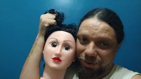 nao consegui transar com a minha boneca inflavel porque eu estourei ela sem querer