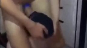 garganta profunda ( gagging flag ) angasgando e deixando a pica do mlk toda babada