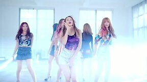 HELLOVENUS - (I'm ill) SHEMALEVENUS - Shemale PMV
