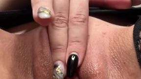 Juicy pussy tastes your dick