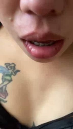 Ngentot tante tatto enak banget