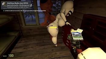 Puppet gets SMASHED by Freddy