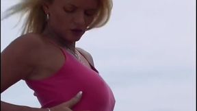 Horny blonde teen-bearer sucks and rides a stud by the pool