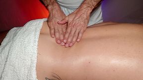 boy tatuado veio experimentar a minha massagem tantrica erotica