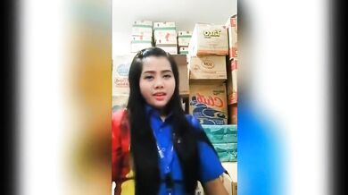 Karyawan Indomaret Live diGudang
