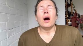 smell my spit on your facee mov